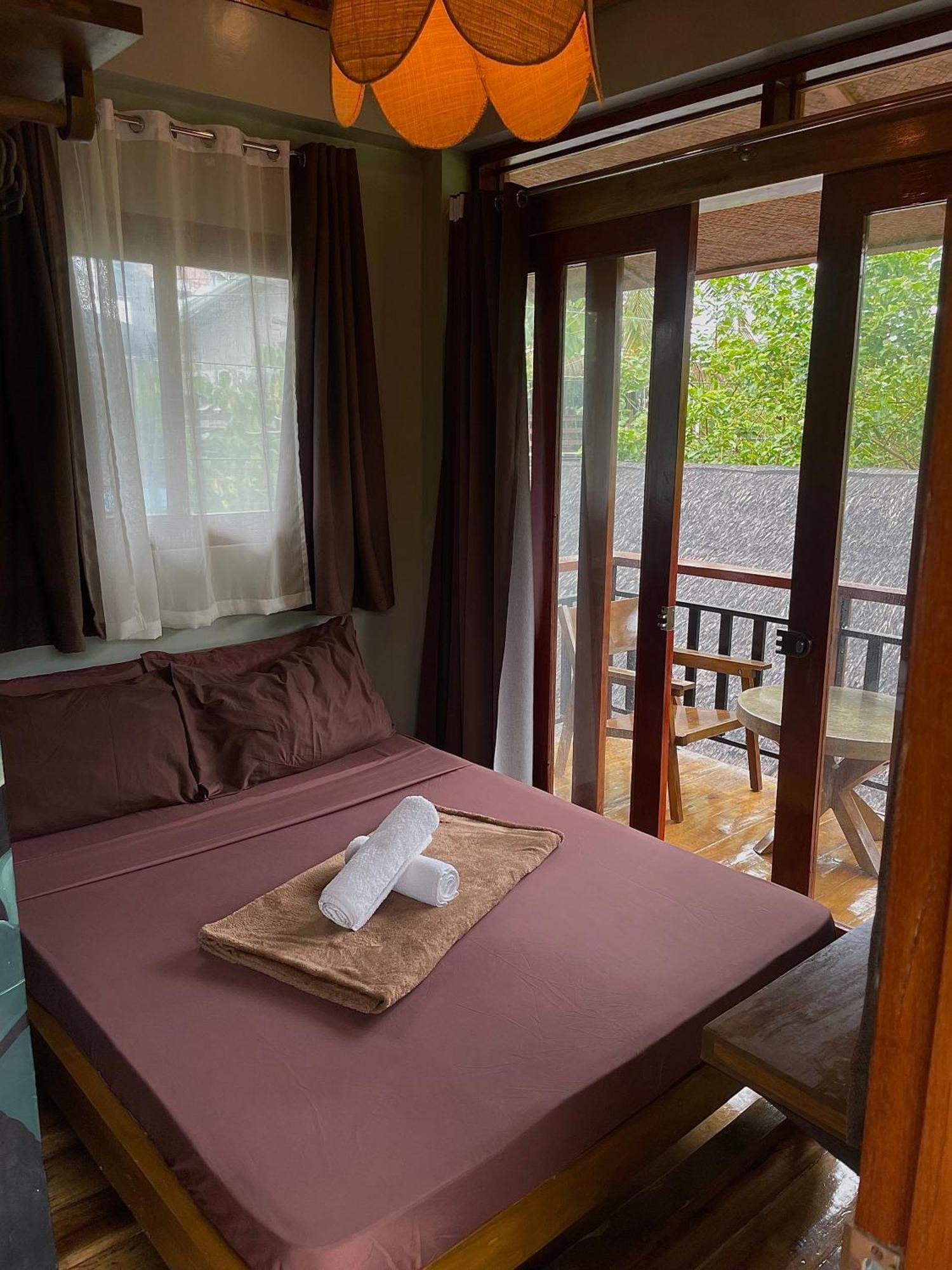 Matam-Is Cafe & Homestay General Luna  Exterior foto